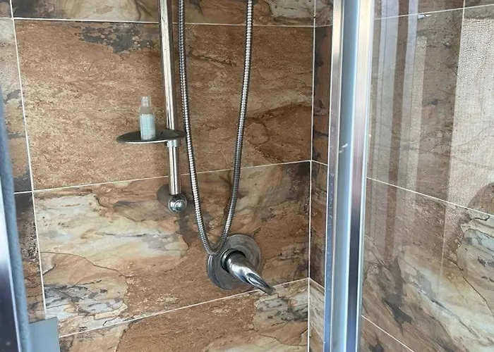 Dipendenza De L'antica بيت للعطل