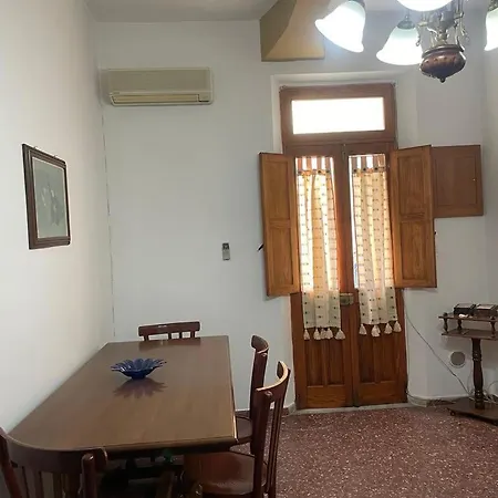 Dipendenza De L'antica Reggio Calabria